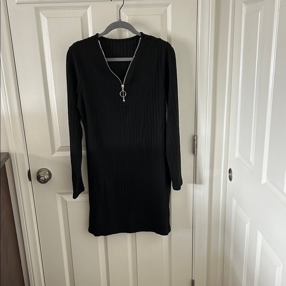 Elegant Black Long Sleeve Mini Dress, Zip Neckline, Size L, Brand New